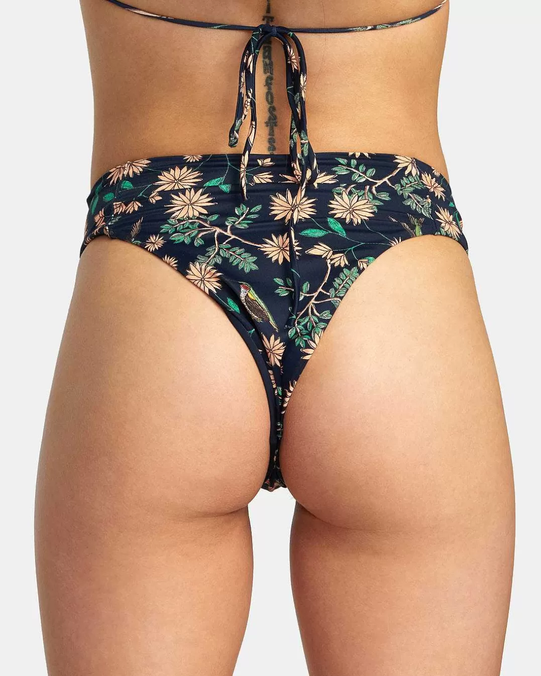 Cueca De Biquini Atrevida De Cintura Alta Byrd>RVCA Fashion