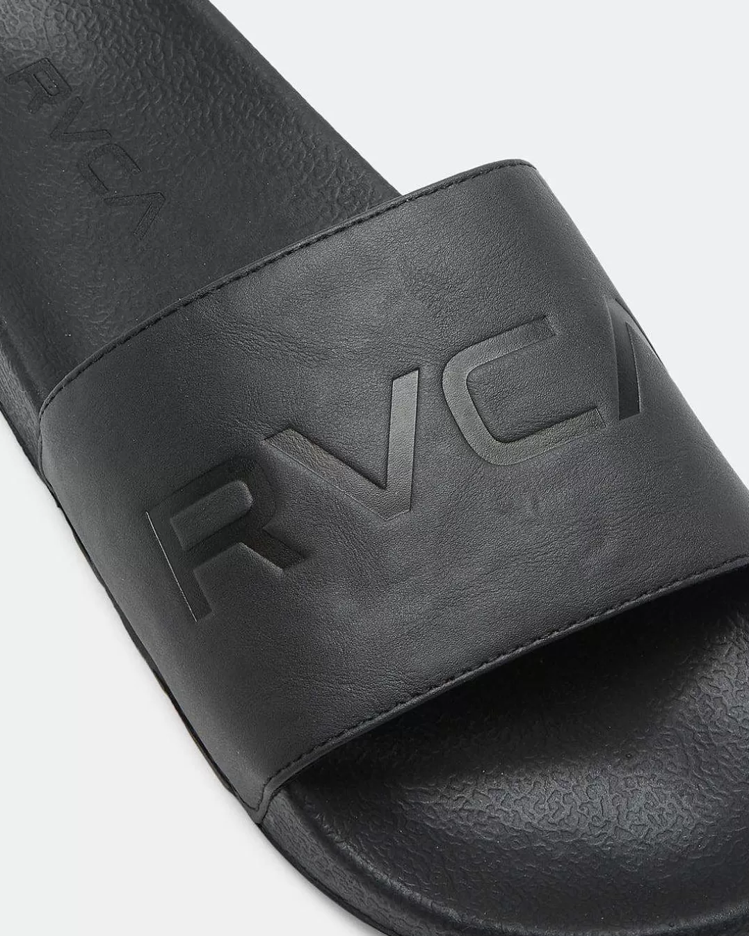 Slides Esportivos >RVCA Hot